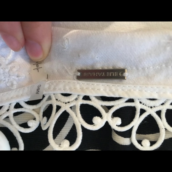 Ellie Tahari White Jean Jacket with appliqués - Picture 7 of 7